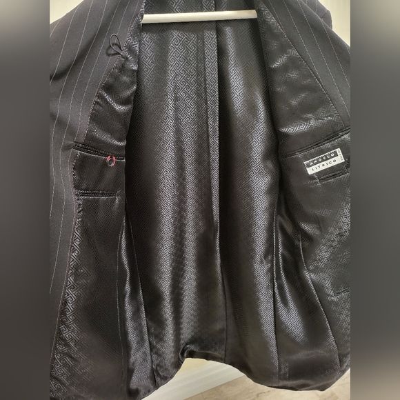 Angelo Litrico Three Piece Suit - Picture 8 of 12